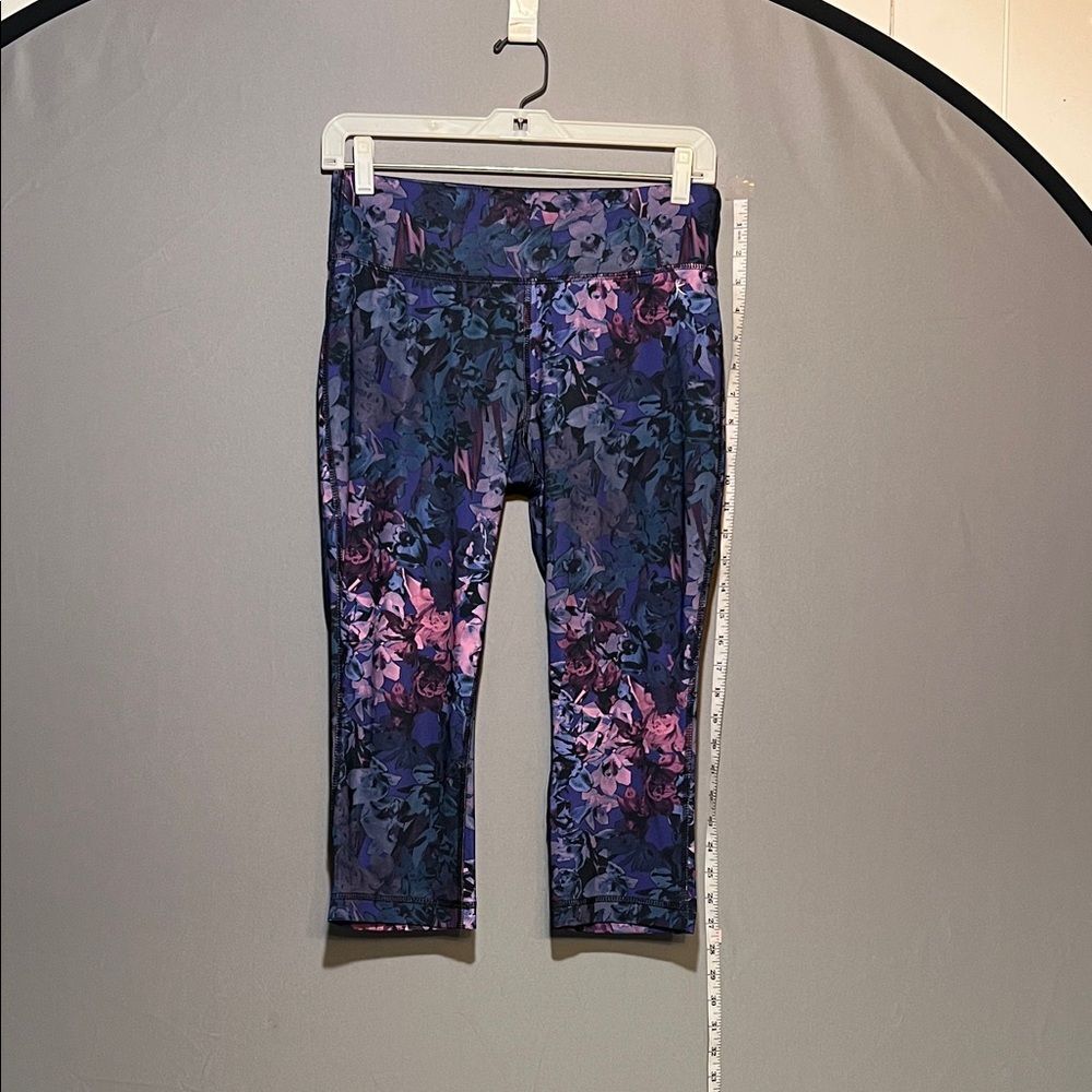 Danskin Women’s capris drawstring Leggings in Blue and Pink Floral